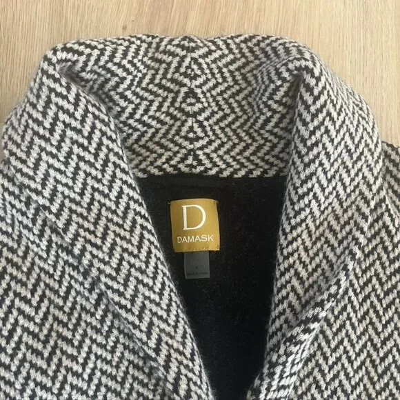 Damask Black & Tan Chevron Sweater Coat Jacket Medium
